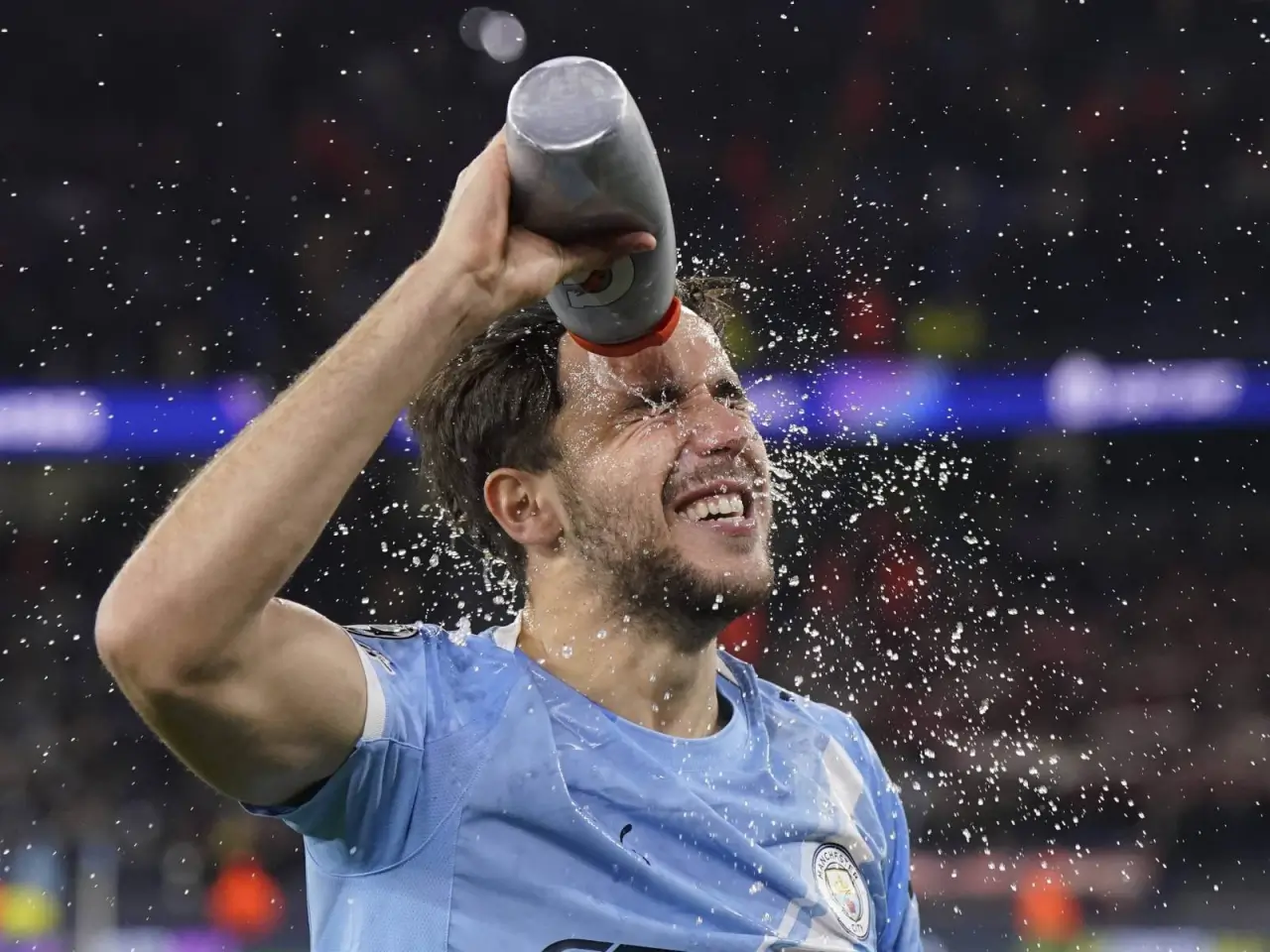 Манчестер Сити Нико Гонсалесни қўлдан чиқармоқчи эмас