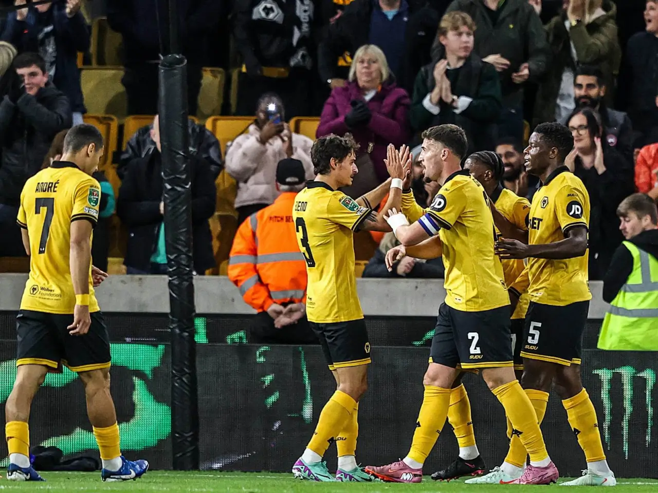 Vulverhempton Arsenaldan durang tortib olib tarixga kirdi