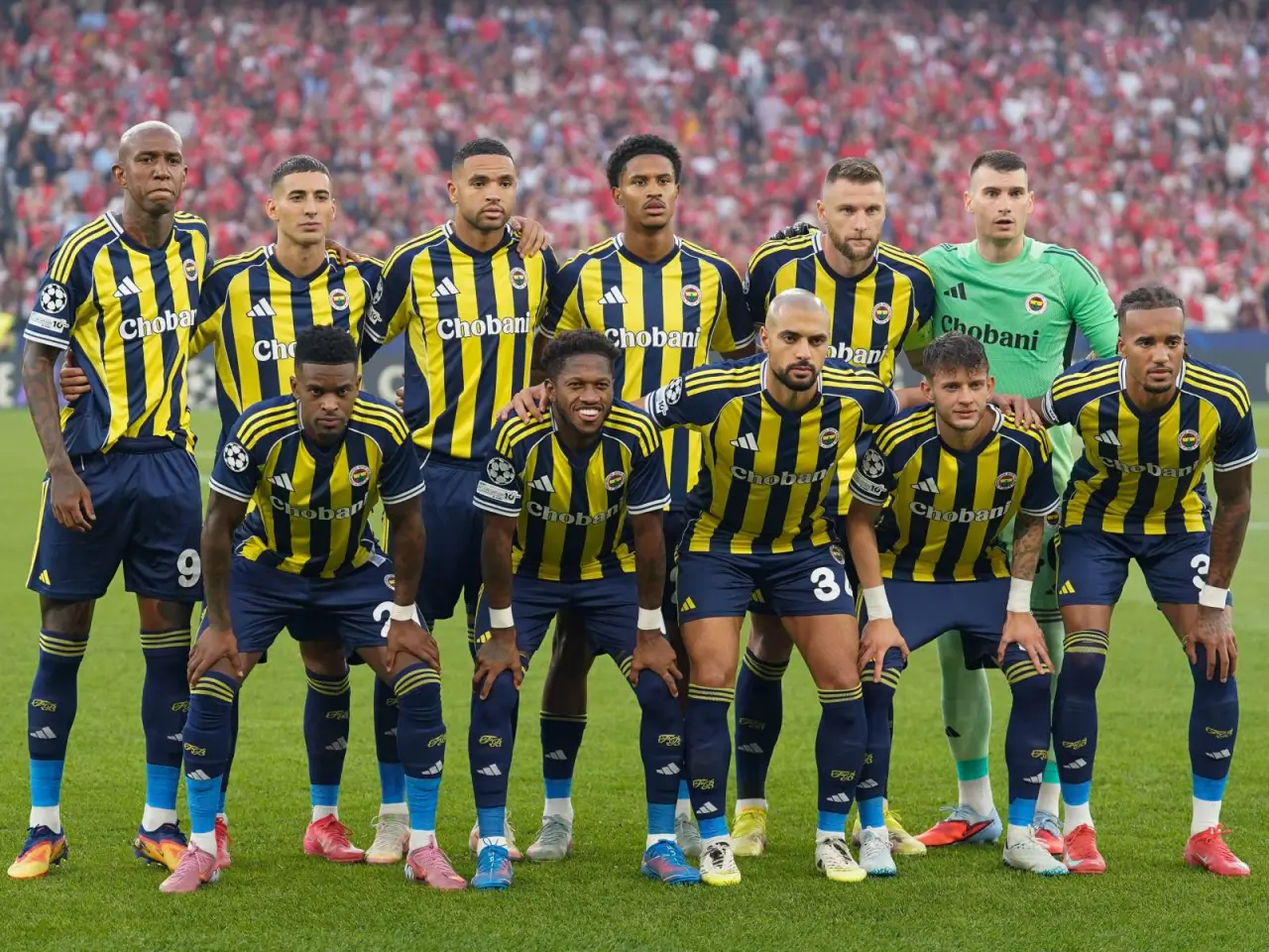 Yelagin Fenerbahche va Nottingem uchrashuvi uchun prognoz berdi