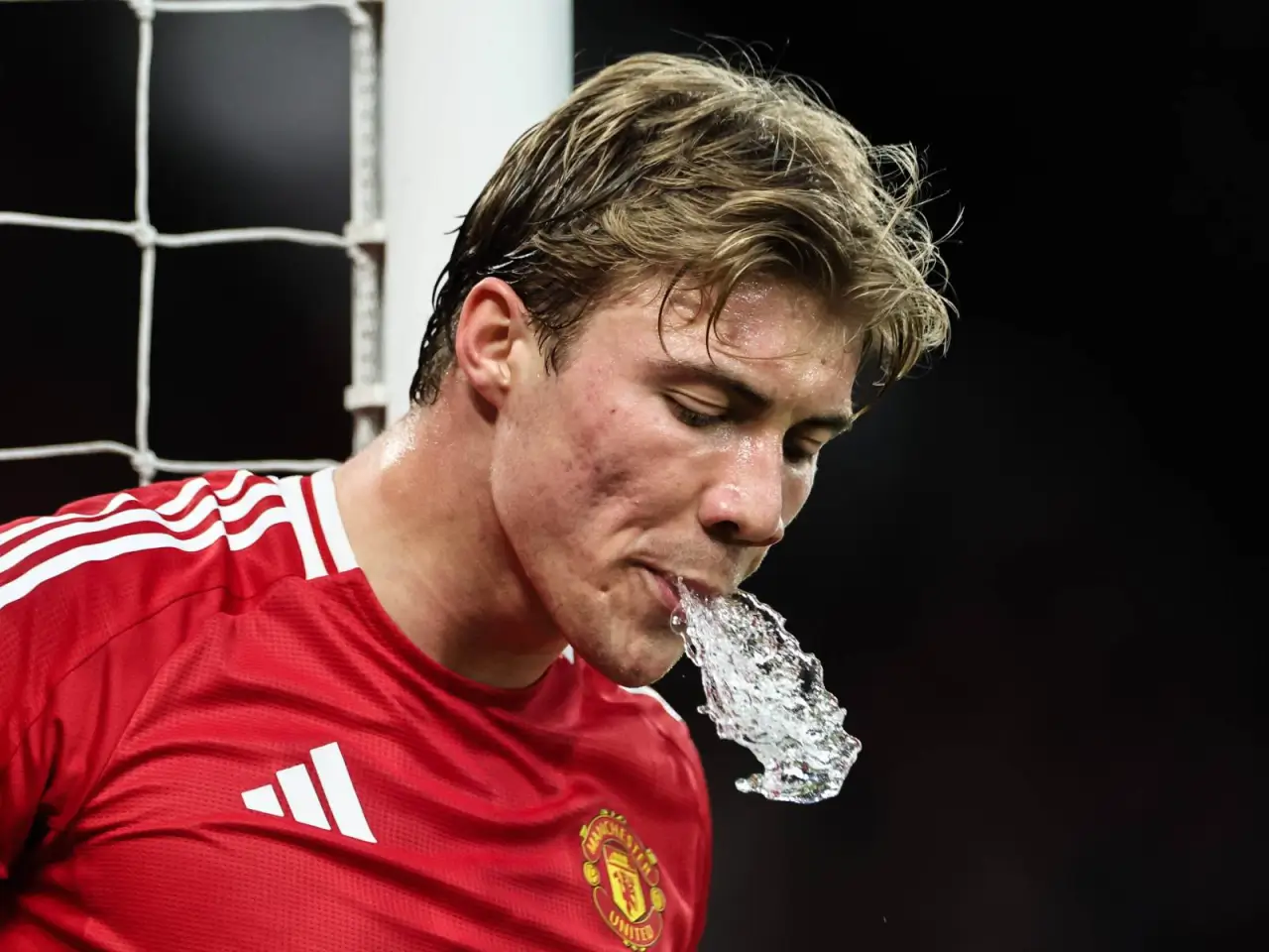 Расмус Хойлунн Италияда сабрлироқ футболчига айландим деди