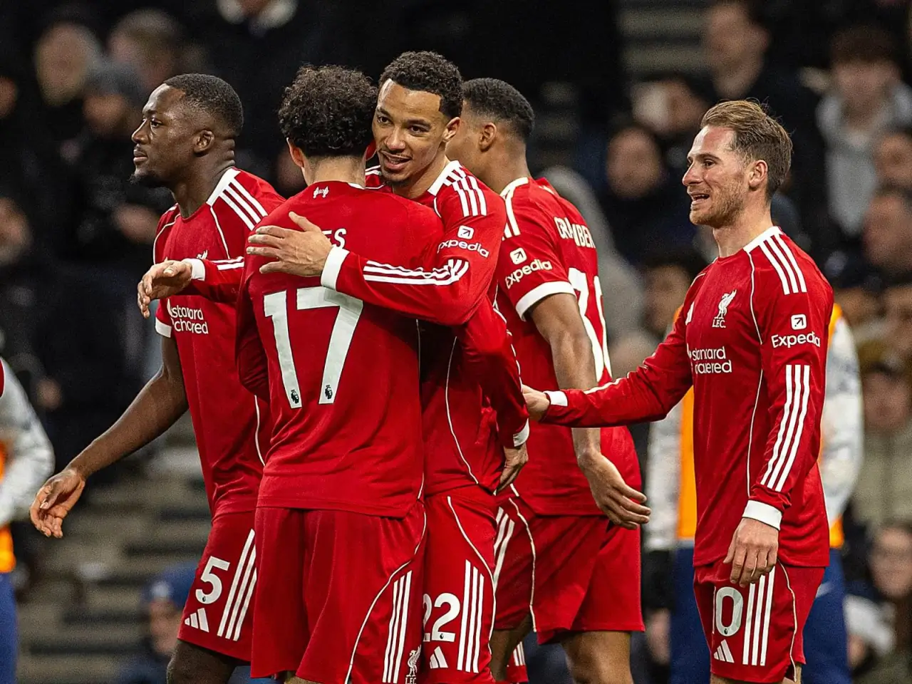 Sobiq CSKA himoyachisi Biol Liverpoolga yo‘l olishi mumkin