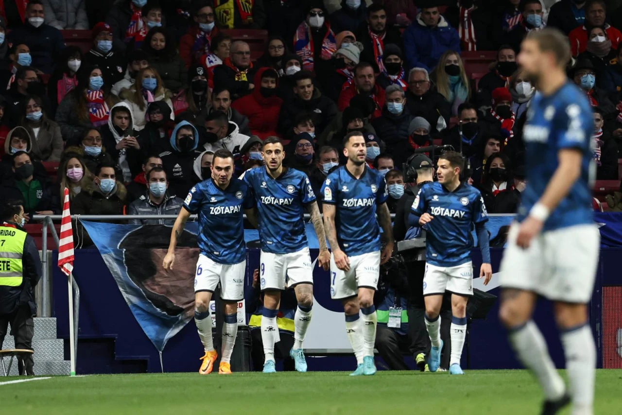 Моссаковский «Алавес» ва «Жирона» учрашувига тахмин билдирди