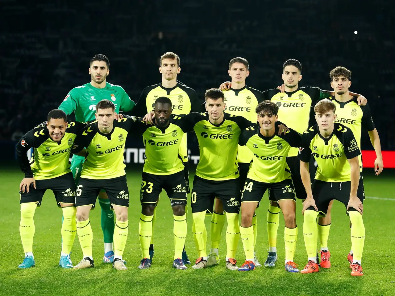 Betis Sevilya derbisi oldidan ochiq mashg'ulotni takrorlaydi