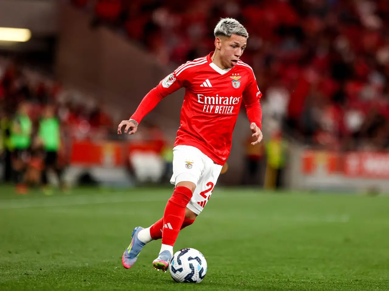 Prestianni diskvalifikatsiyadan so'ng keskin postini o'chirdi