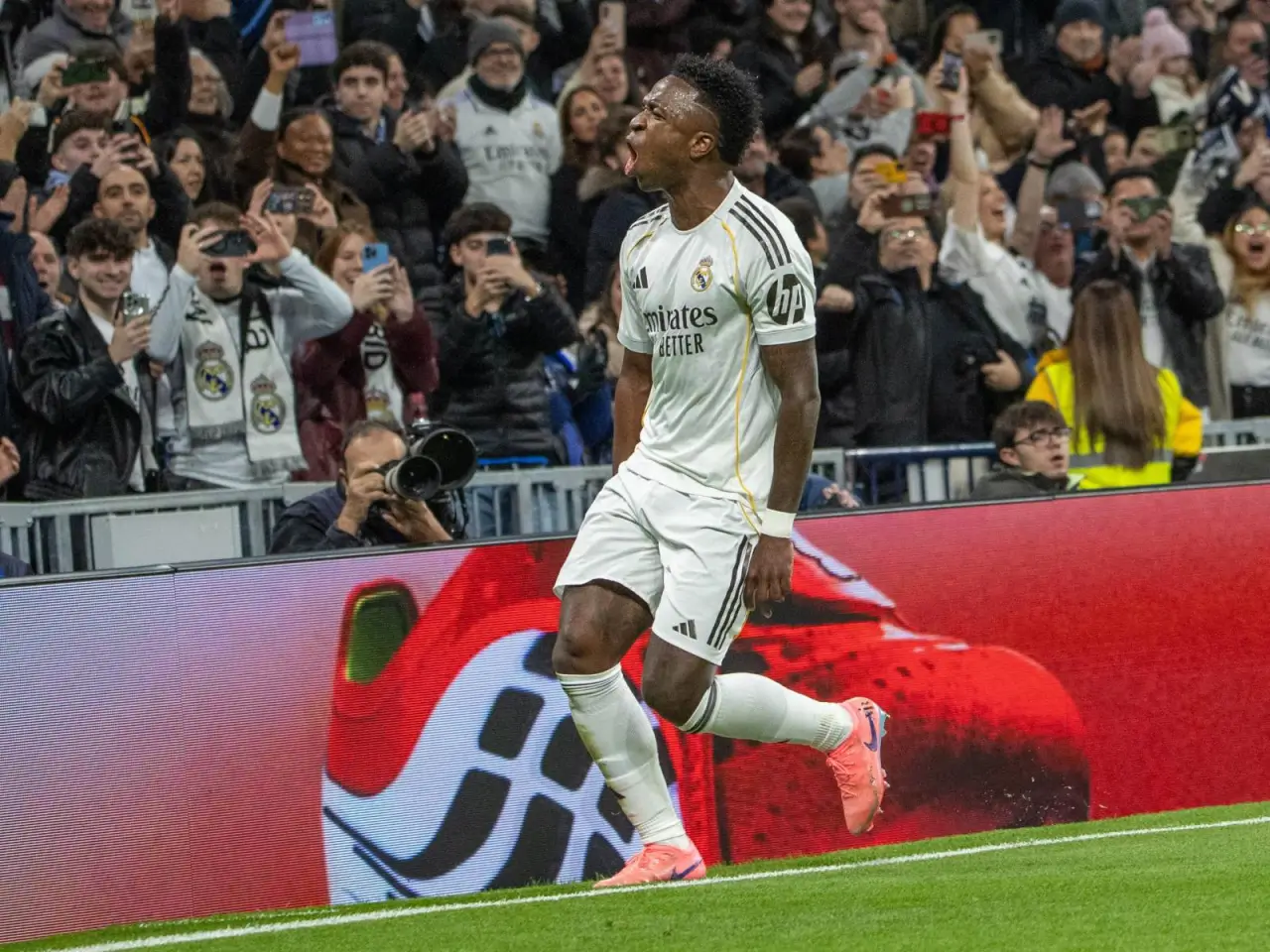 Vinisius Real safida rekord seriyasini takrorladi