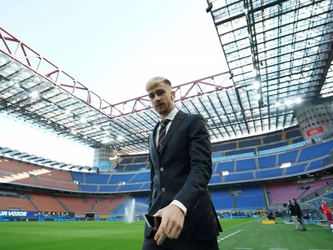 Салемакерс «Милан» мағлубиятидан кейин олдинга интилишни айтди