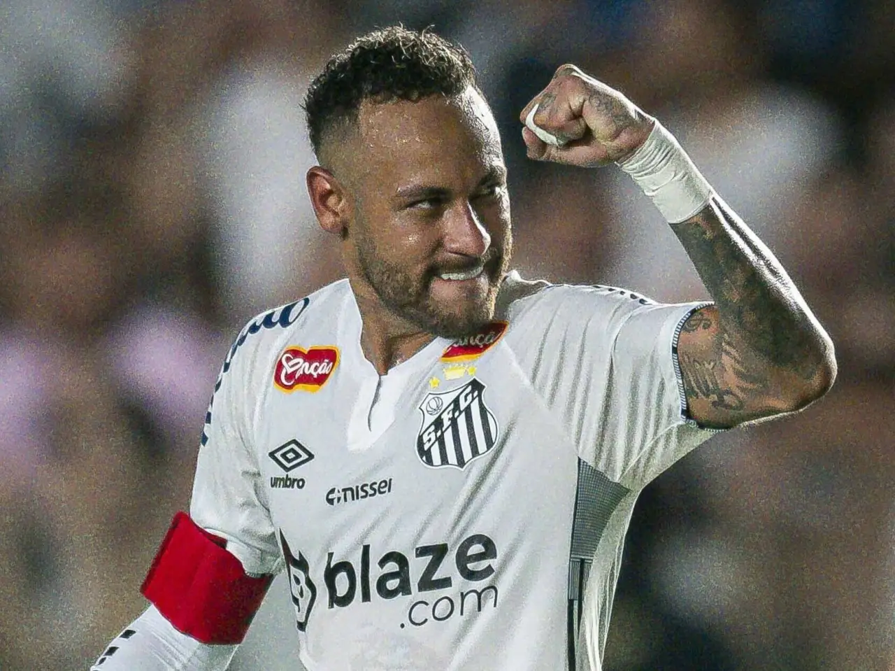 Neymar golini Vinisius uchun raqsi bilan nishonladi