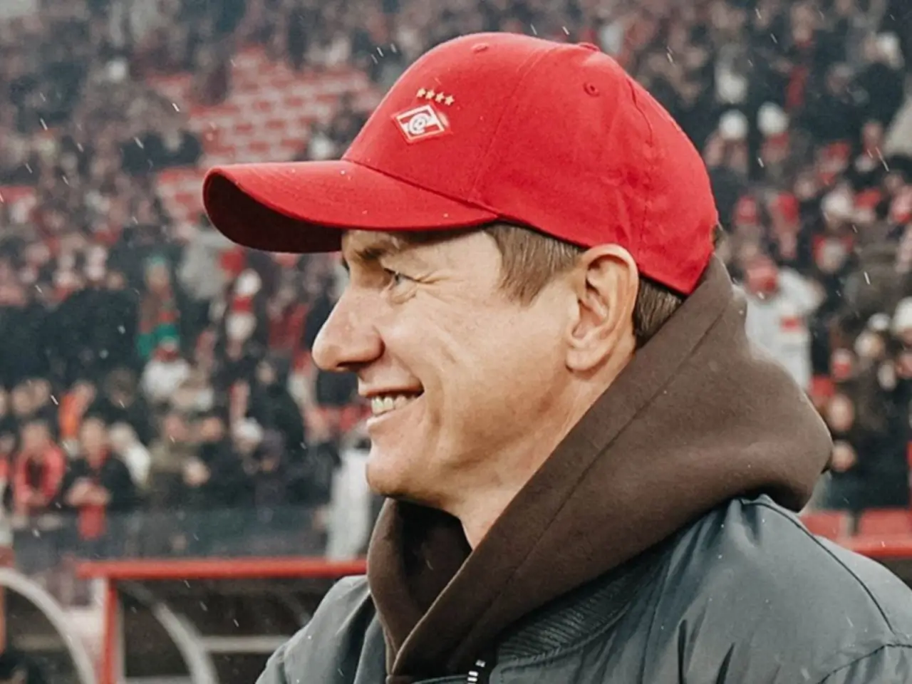 Pavlyuchenko Vulverhempton va Aston Villa o‘yinida g‘olibni aytdi