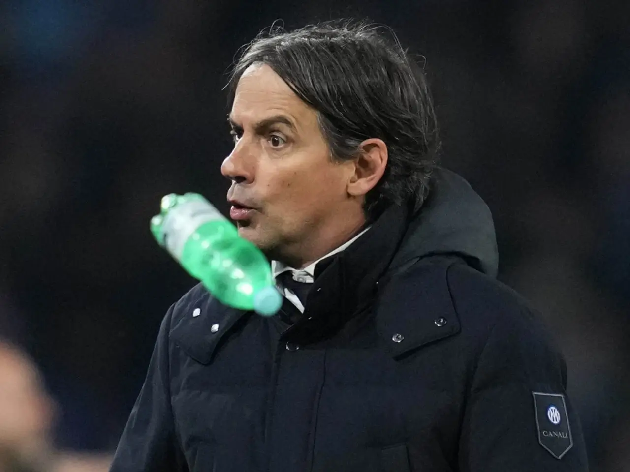 Индзаги атрофида истеъфо гаплари кучайди, у эса хотиржам