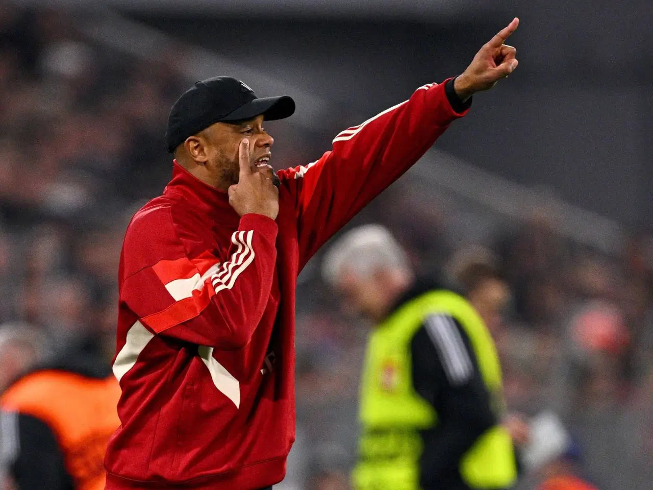 Kompani Bavariya Borussiya uchun kuchli tarkib topa oladi