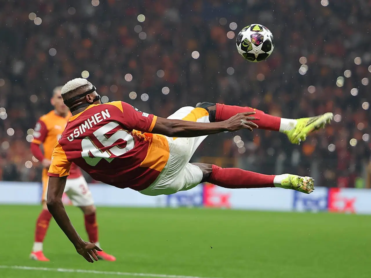 Osimhenni Yuventusga sotish Galatasarayga qimmatga tushishi mumkin
