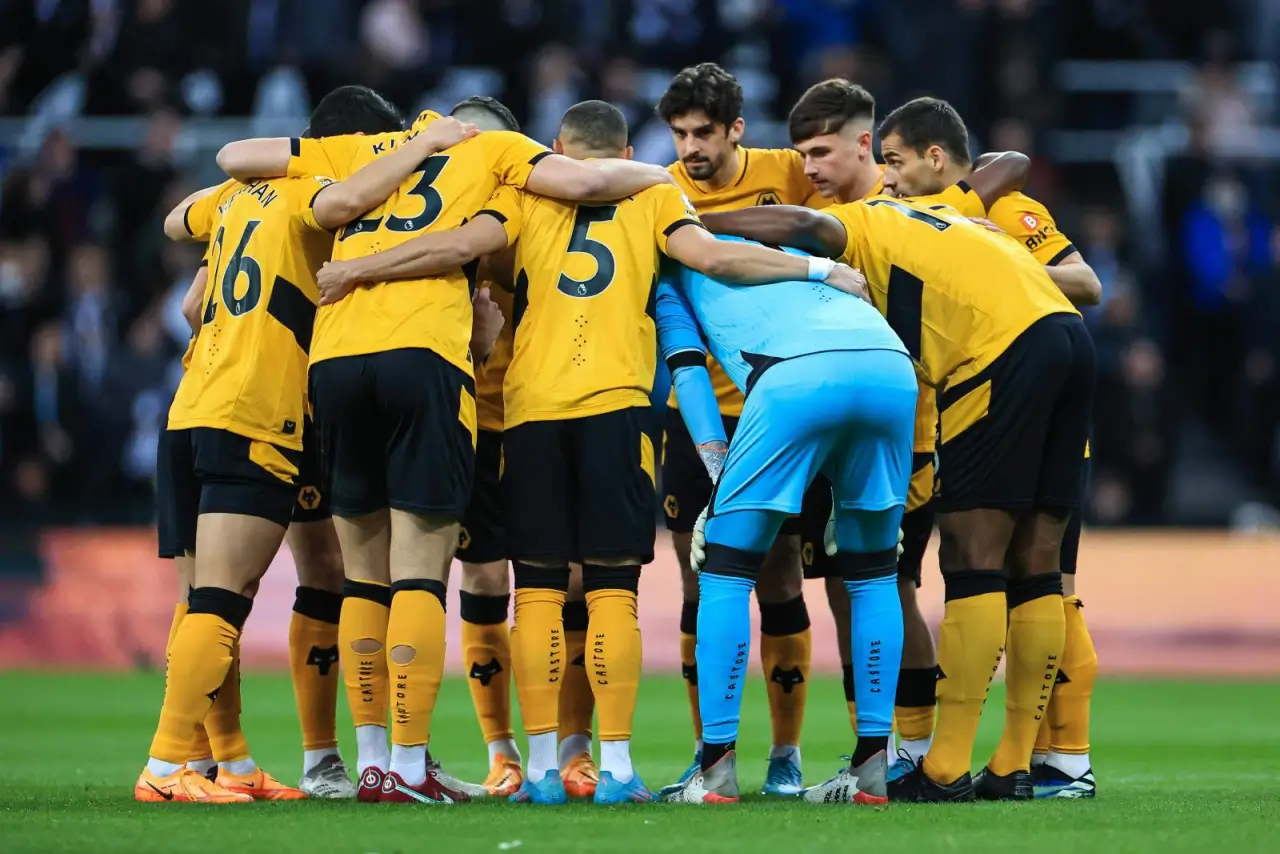 Армстронг бундай ўйинлар учун футбол ўйнаймиз деди