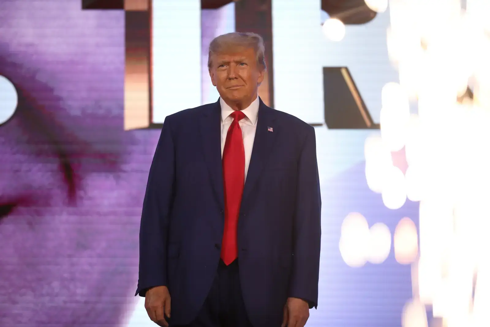 Трамп ҳар доим яҳудий халқига хизмат қилишини айтди