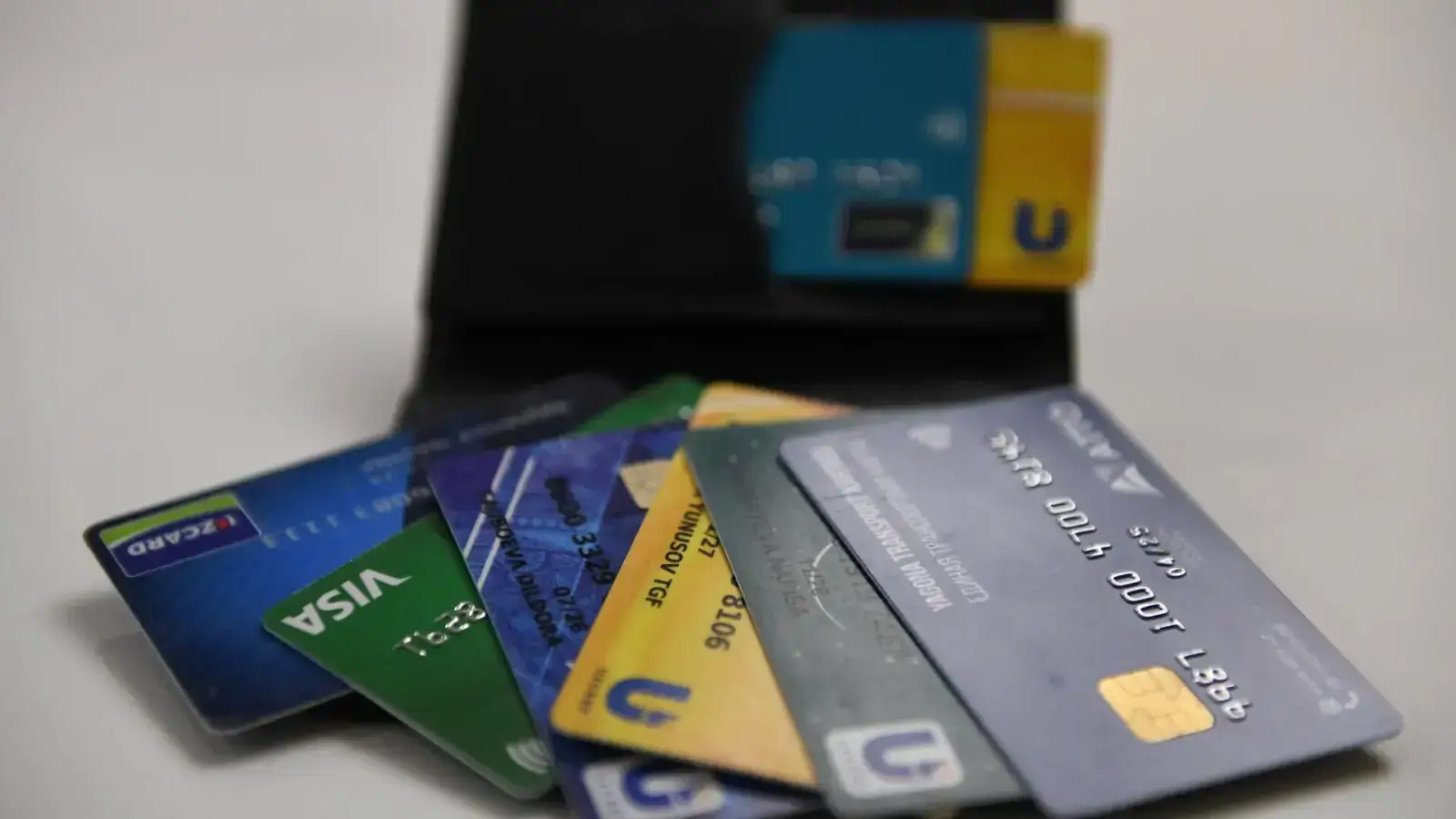 Markaziy bank kartadan kartaga o‘tkazmalar bo‘yicha tushuntirish berdi