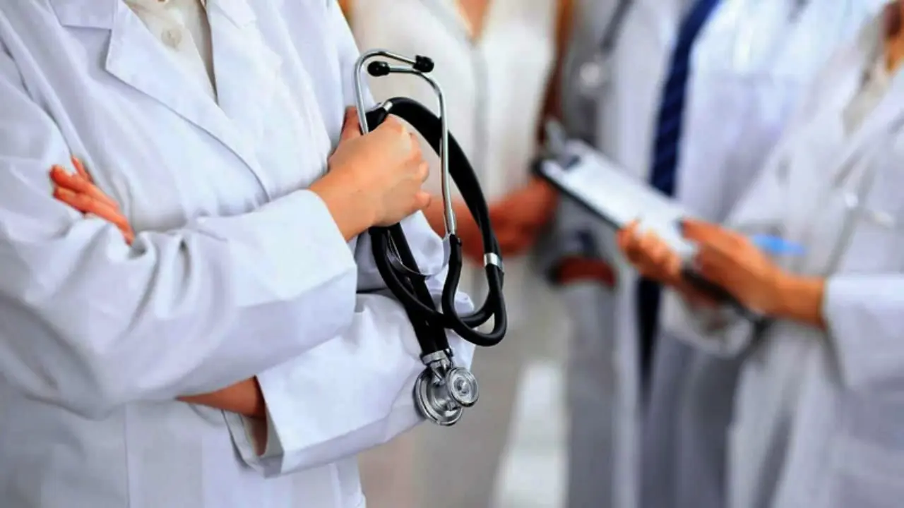 Государственные медицинские учреждения переходят на пятидневный режим работы