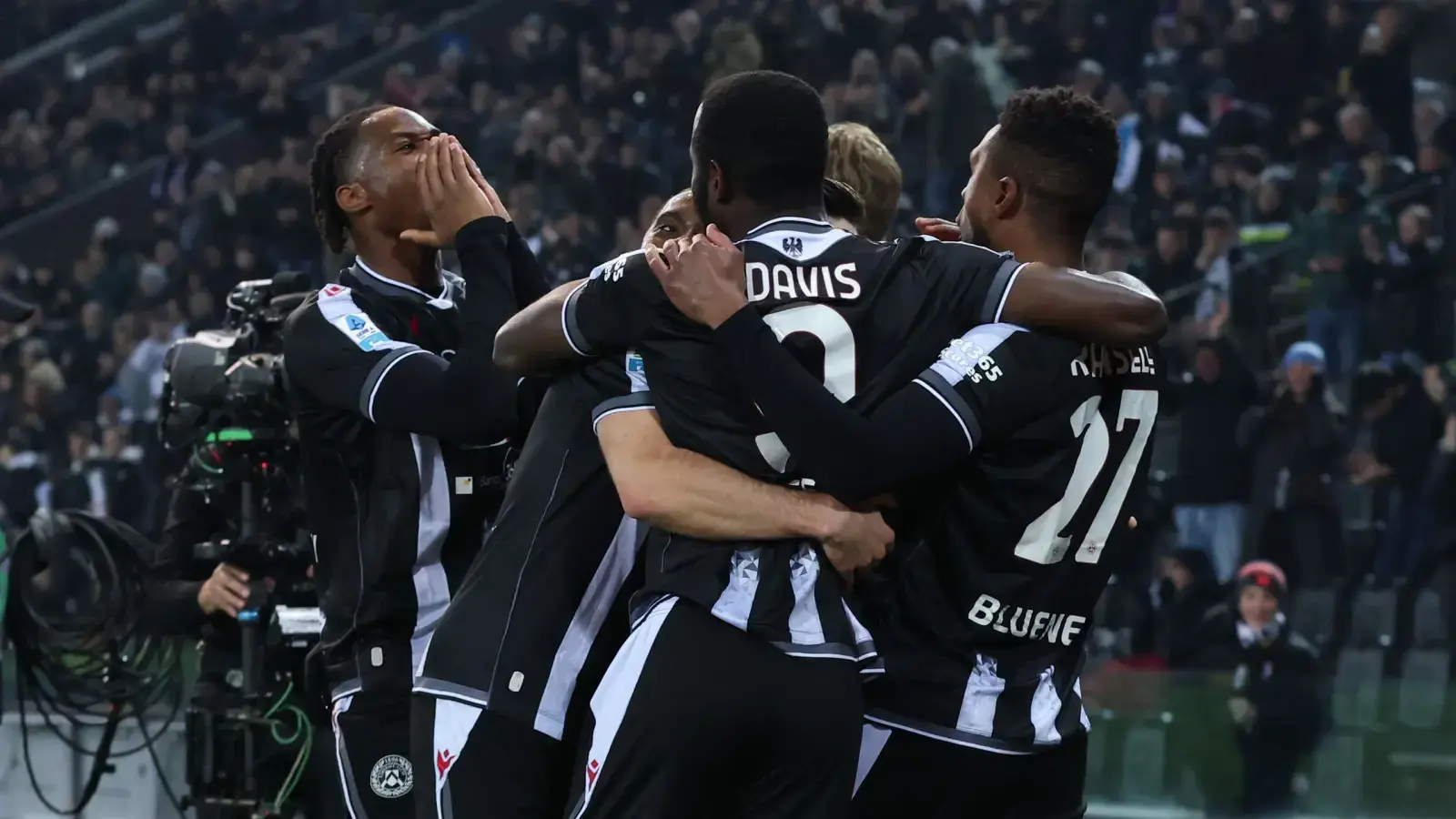 «Bolonya» so‘nggi daqiqada gol urdi, «Fiorentina» yirik hisobda yutqazdi