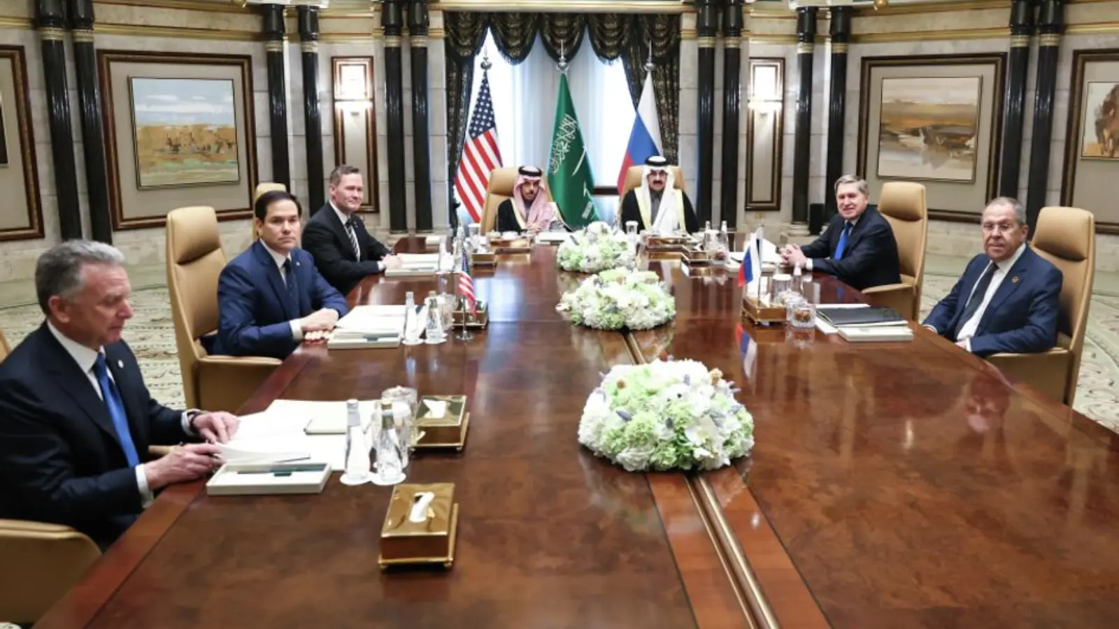 Россия ва АҚШ Эрон бўйича "махфий битим"ни муҳокама қилмоқда