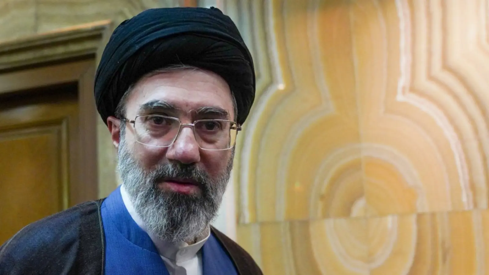 Mujtabo Khamenei is undergoing treatment in Moscow - a rescue operation