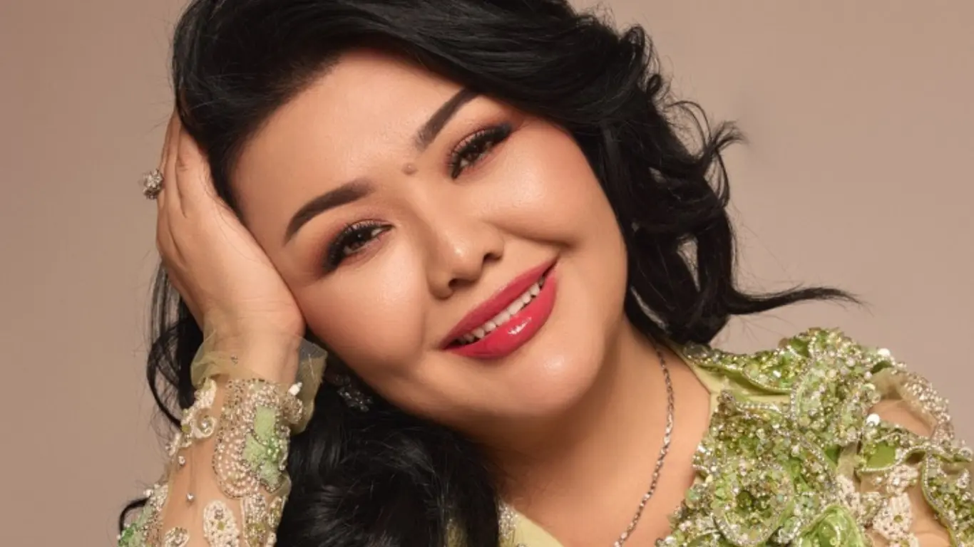 Malika Ravshanova yangi “Ayol” qo‘shig‘i bilan muxlislarni lol qoldirdi (video)