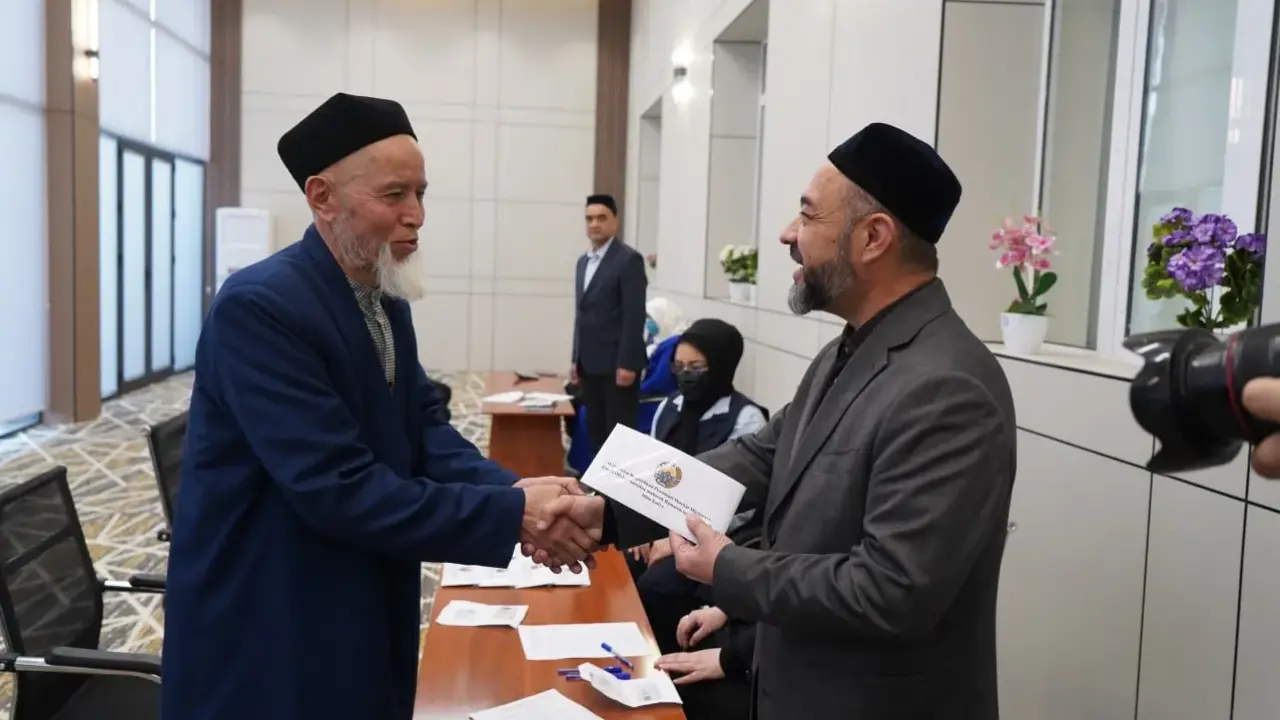 3600 чтецов Корана, служивших во время молитв Таравих, были специально поощрены