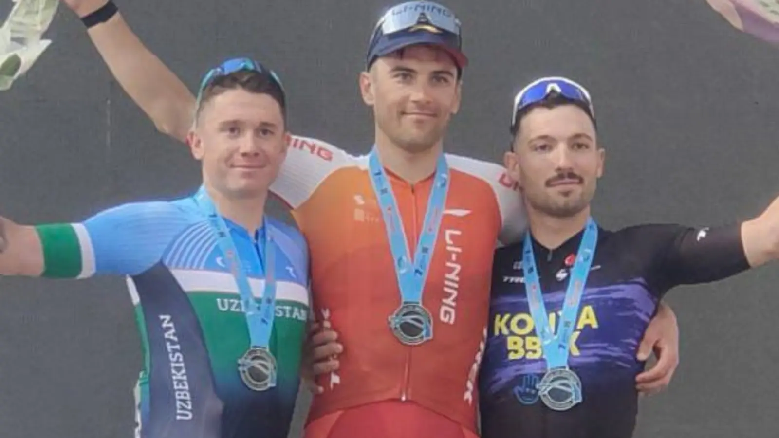 Велосипедисты Узбекистана становятся фаворитами турнира в Турции