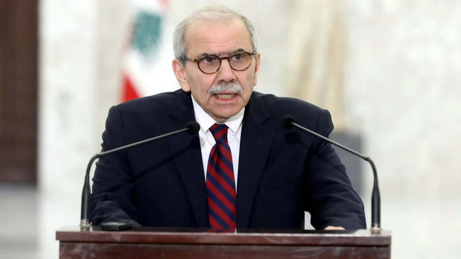 Ливан бош вазири Эронни урушга раҳбарликда айблади