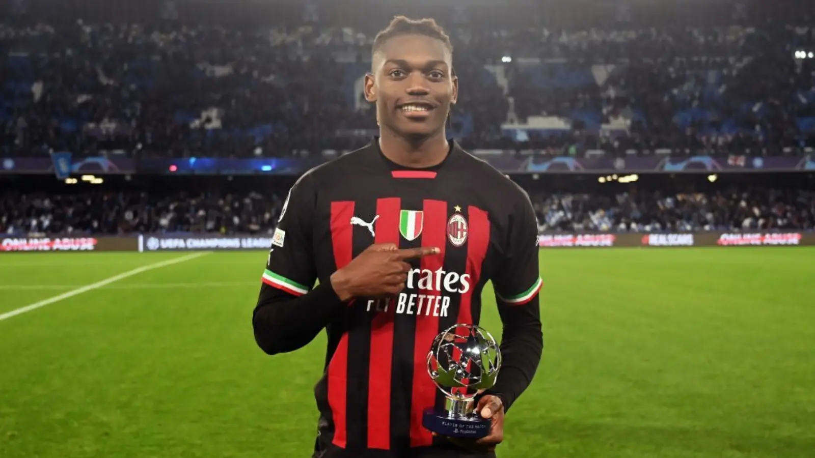 AC Milan, Rafael Leão'yu satmaya hazırlanıyor