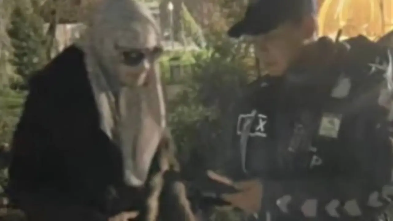 Қашқадарёда қидирувдаги йигит аёл кўринишида яширинган ҳолатида қўлга олинди