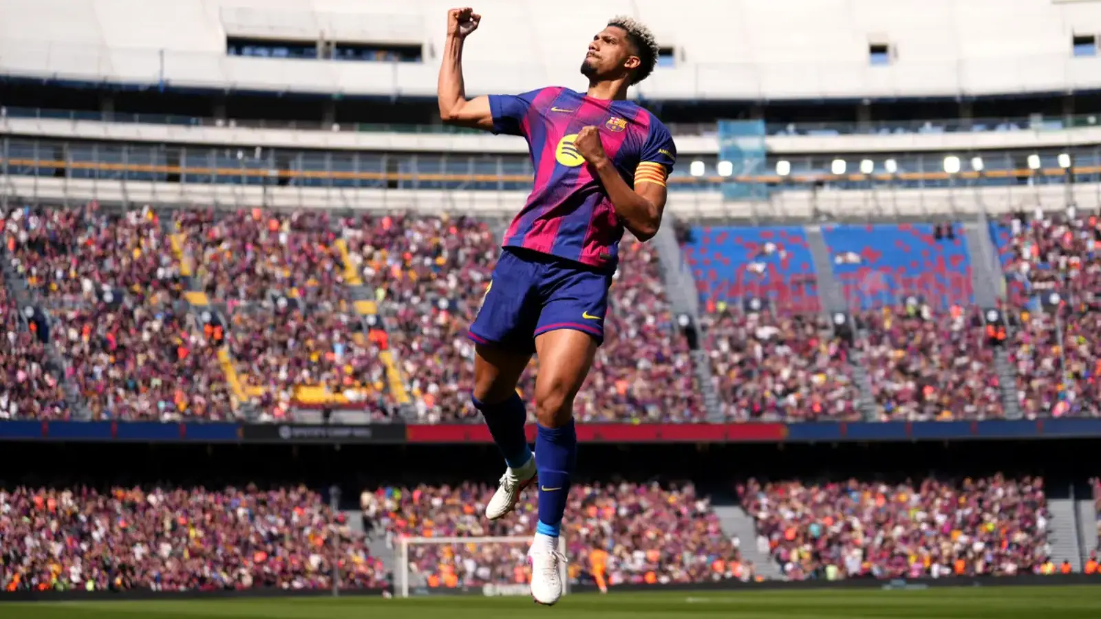 «Барселона» «Райо Валекано» устидан қийин ғалабага эришди (видео)