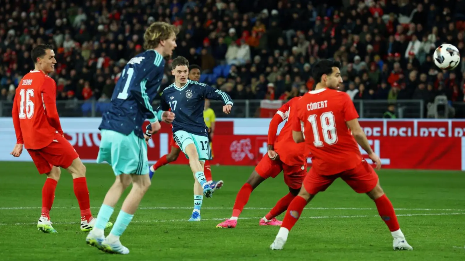 Германия драмали ўйинда Швейцарияни 4:3 ҳисобида енгди