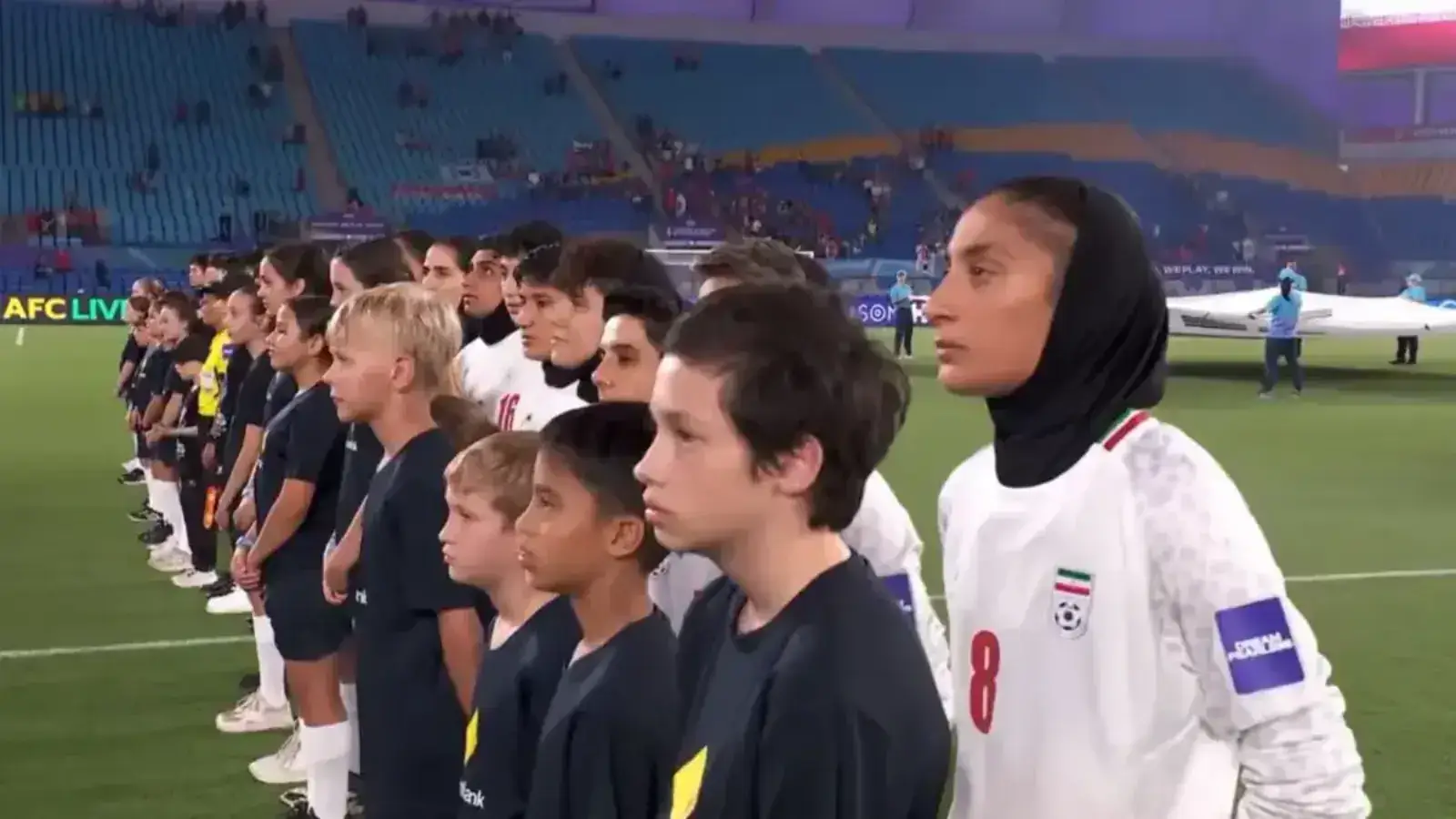 Женская сборная Ирана не исполнила гимн: это вызвало споры