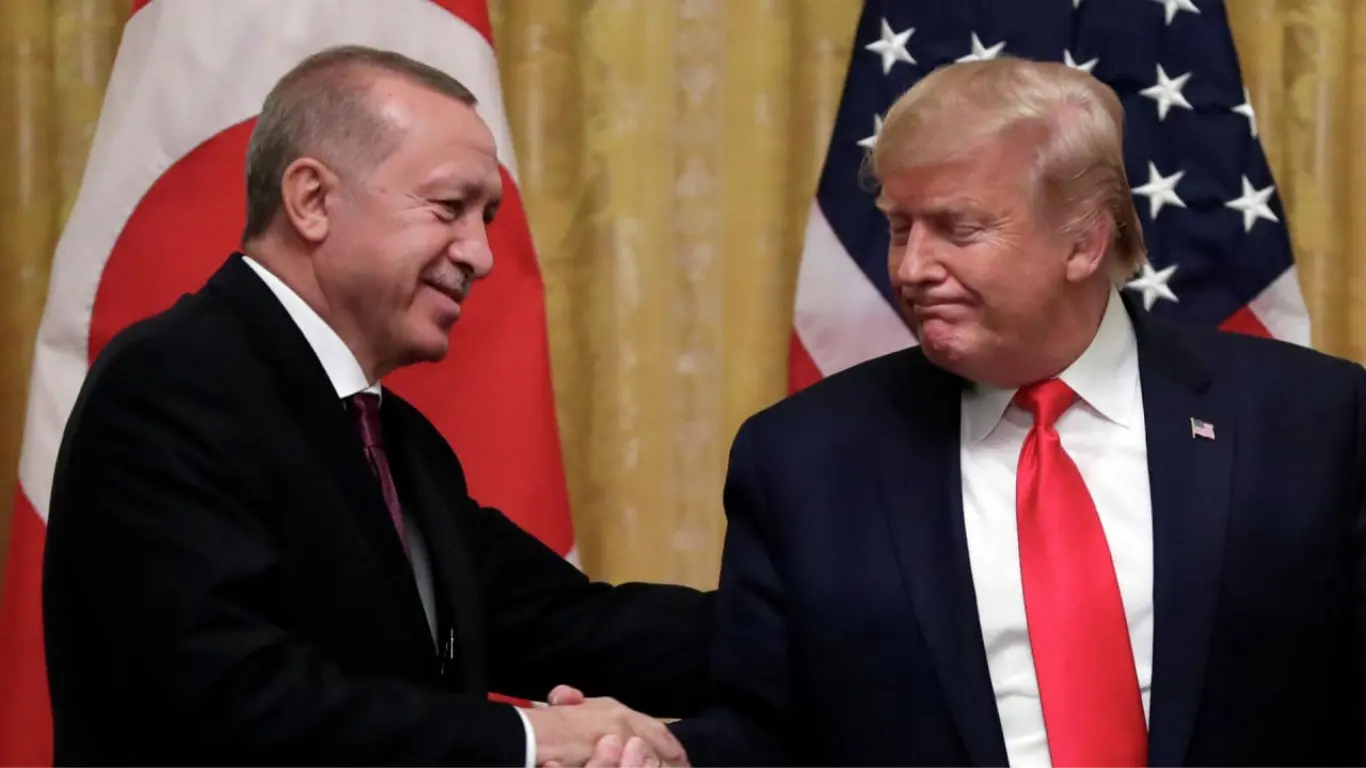 Trump, Erdoğan'ı Müctebe Hamine'yi ortadan kaldırmaya çağırdı
