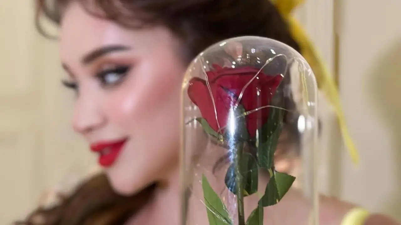 Shahzoda Muhammedova “Sohibjamol va Mahluq” multfilmidagi Bell rolida muxlislarni lol qoldirdi