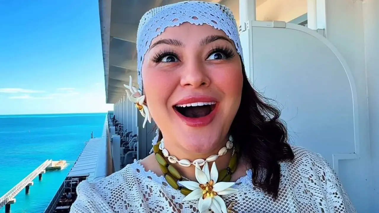 Shahloxonim explores the beauty of the Bahamas!