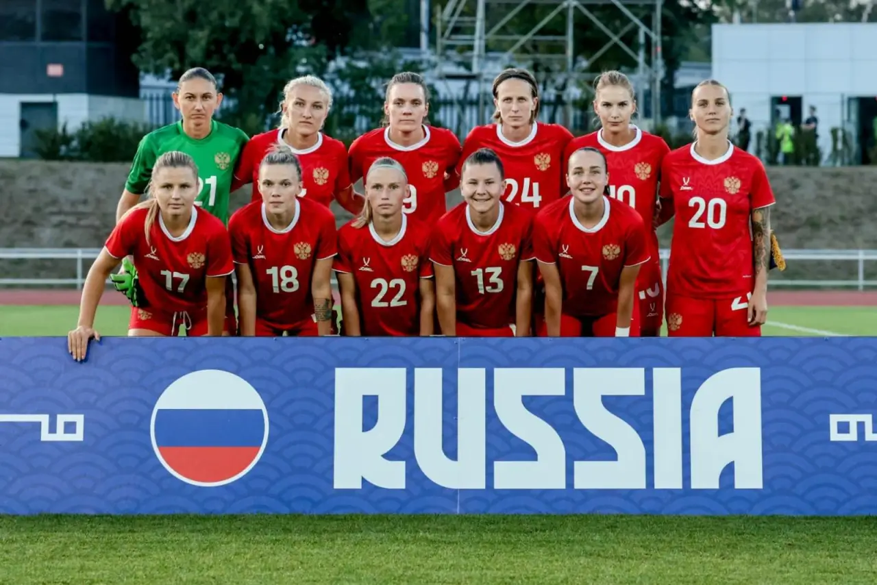 Женская сборная России по футболу не меняет планов в ОАЭ
