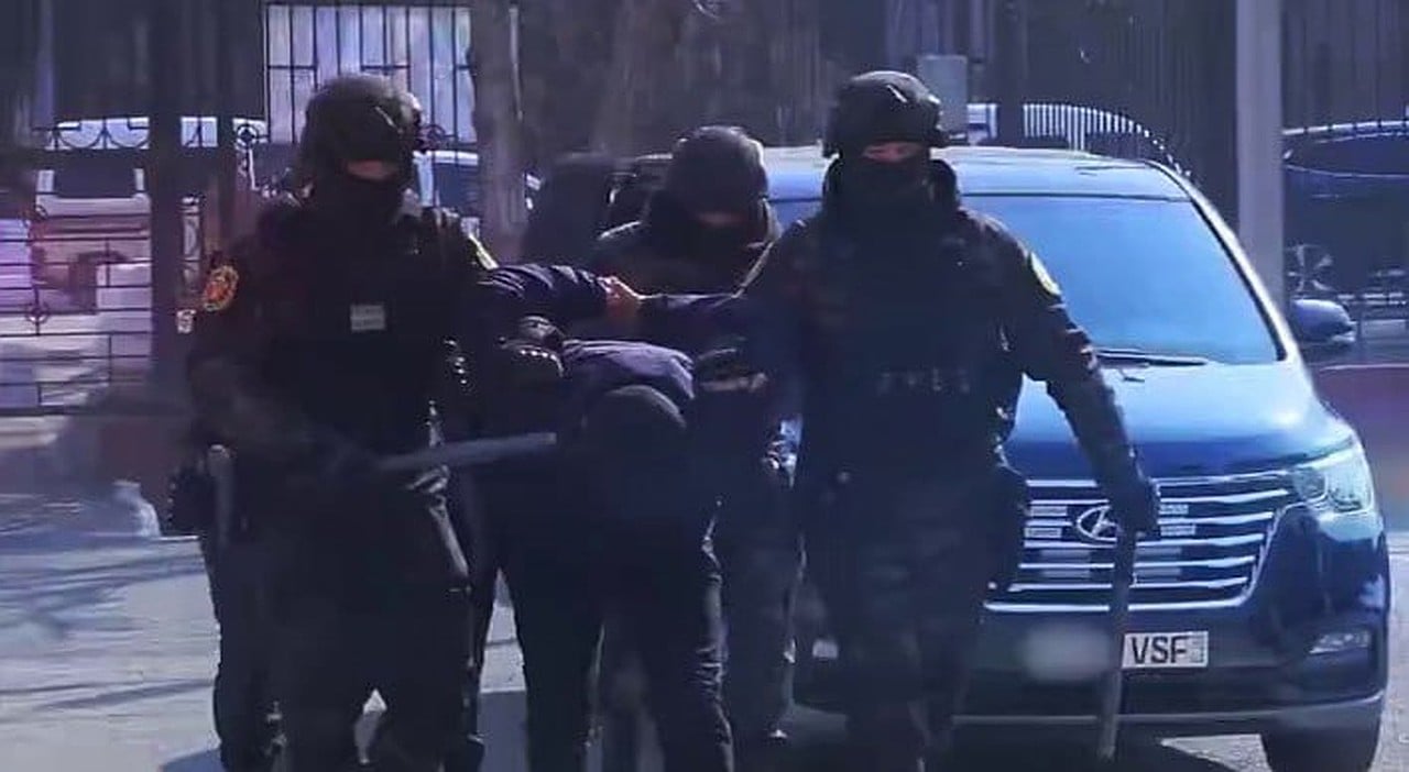 Cientos de buscados detenidos y cuentas peligrosas bloqueadas