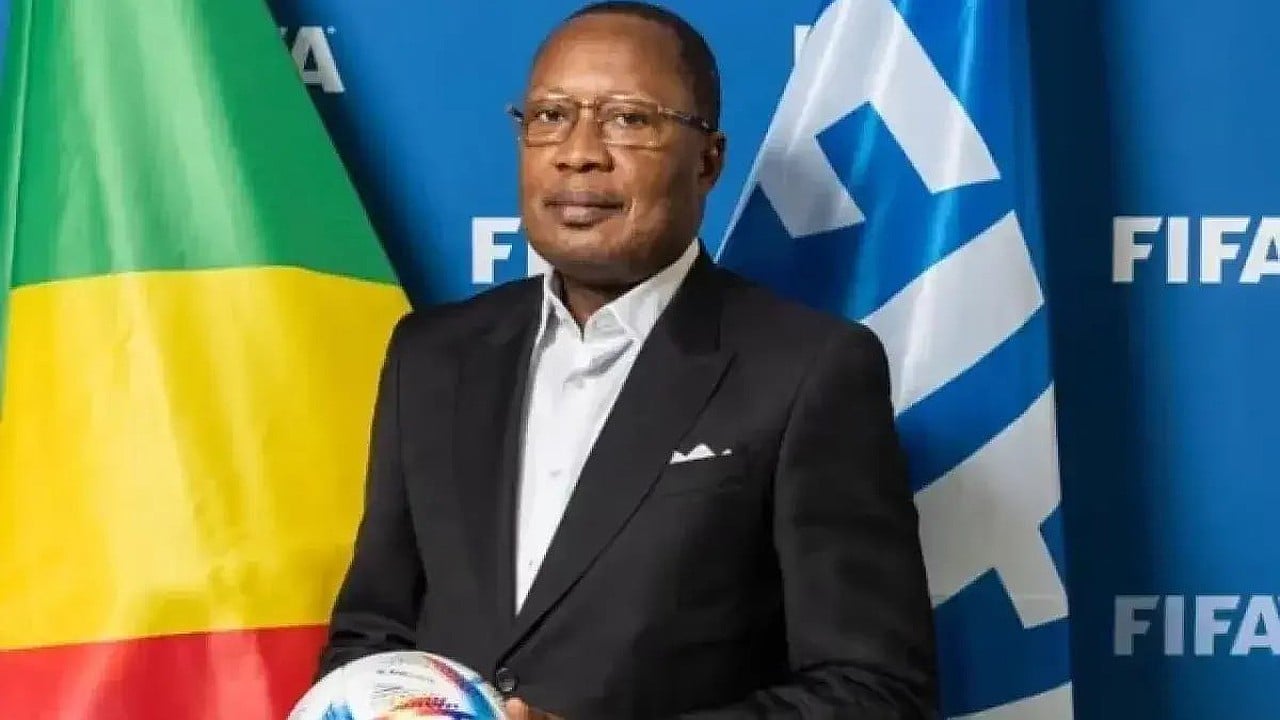 Kongo futboli rahbari moliyaviy jinoyatlar uchun umrbod qamoq jazosini oldi