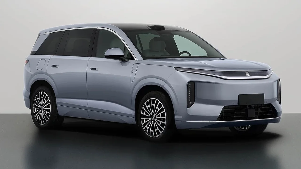 Xitoy BYD Datang gibridini namoyish qildi