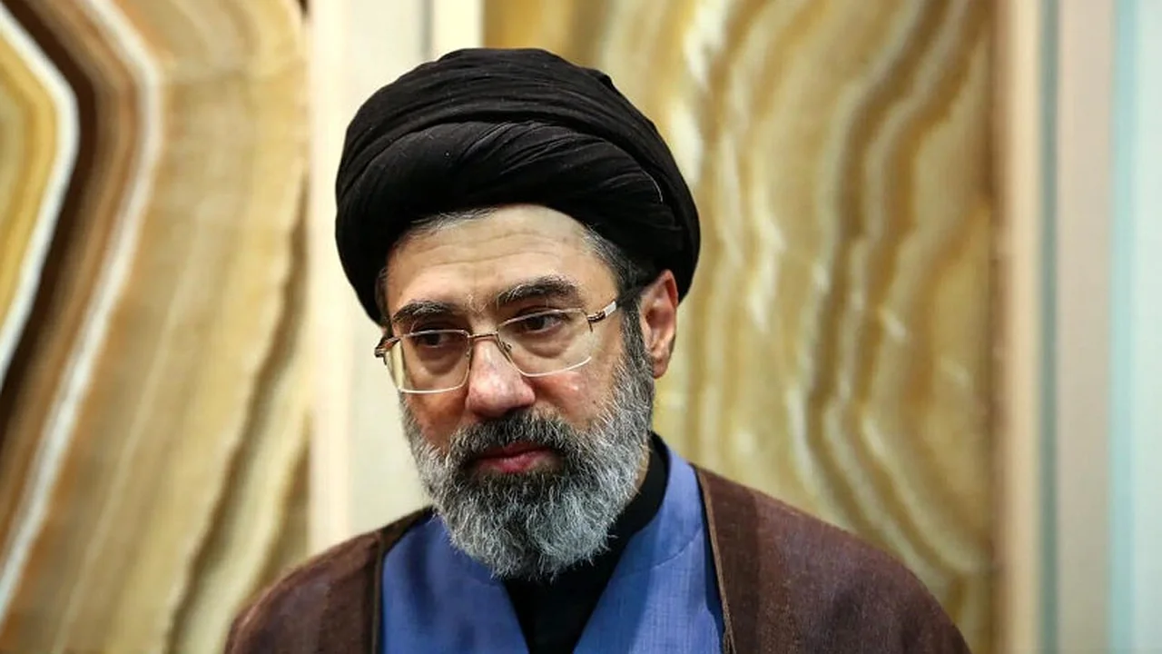 МИД Ирана подтвердил ранение Верховного лидера