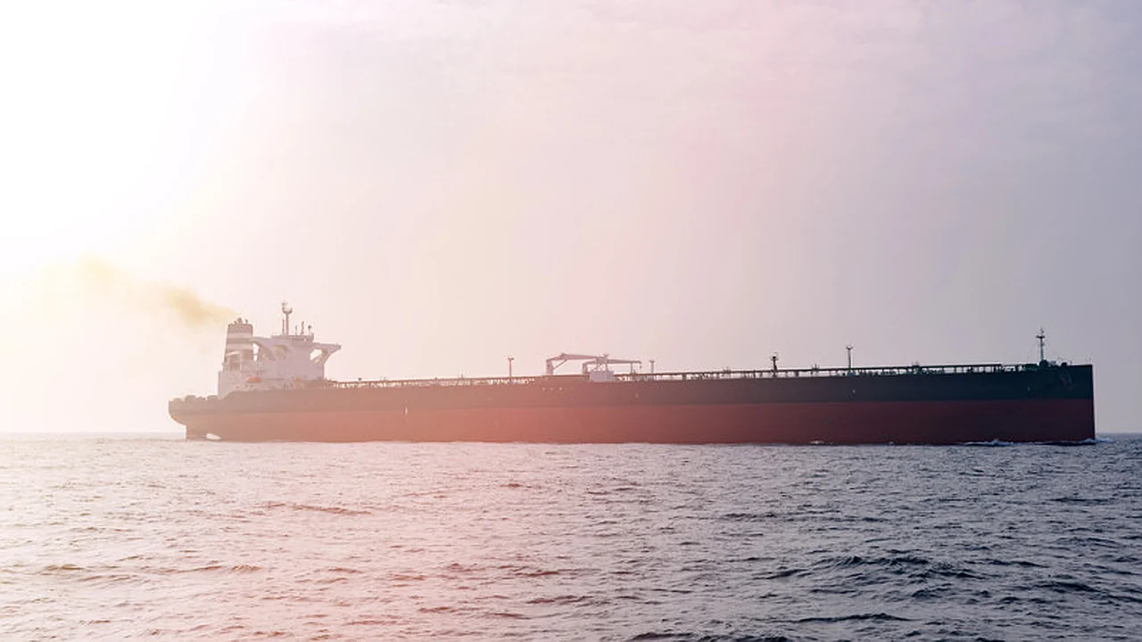 Tahran Hint gemileri için güvenli geçişi garantiledi