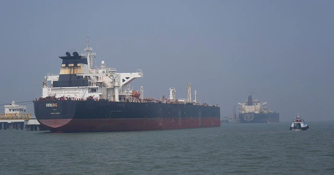 Мұнай бағасы 100 доллардан асып түсті