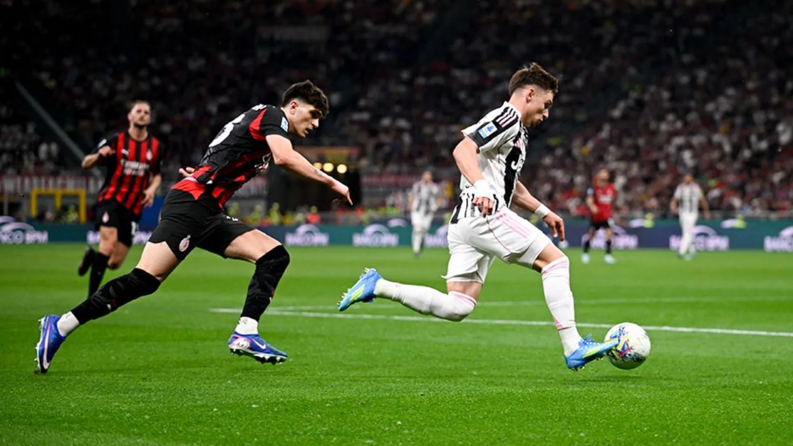 «Milan» va «Yuventus» oʻzaro oʻyinda golsiz durangga imzo chekdi