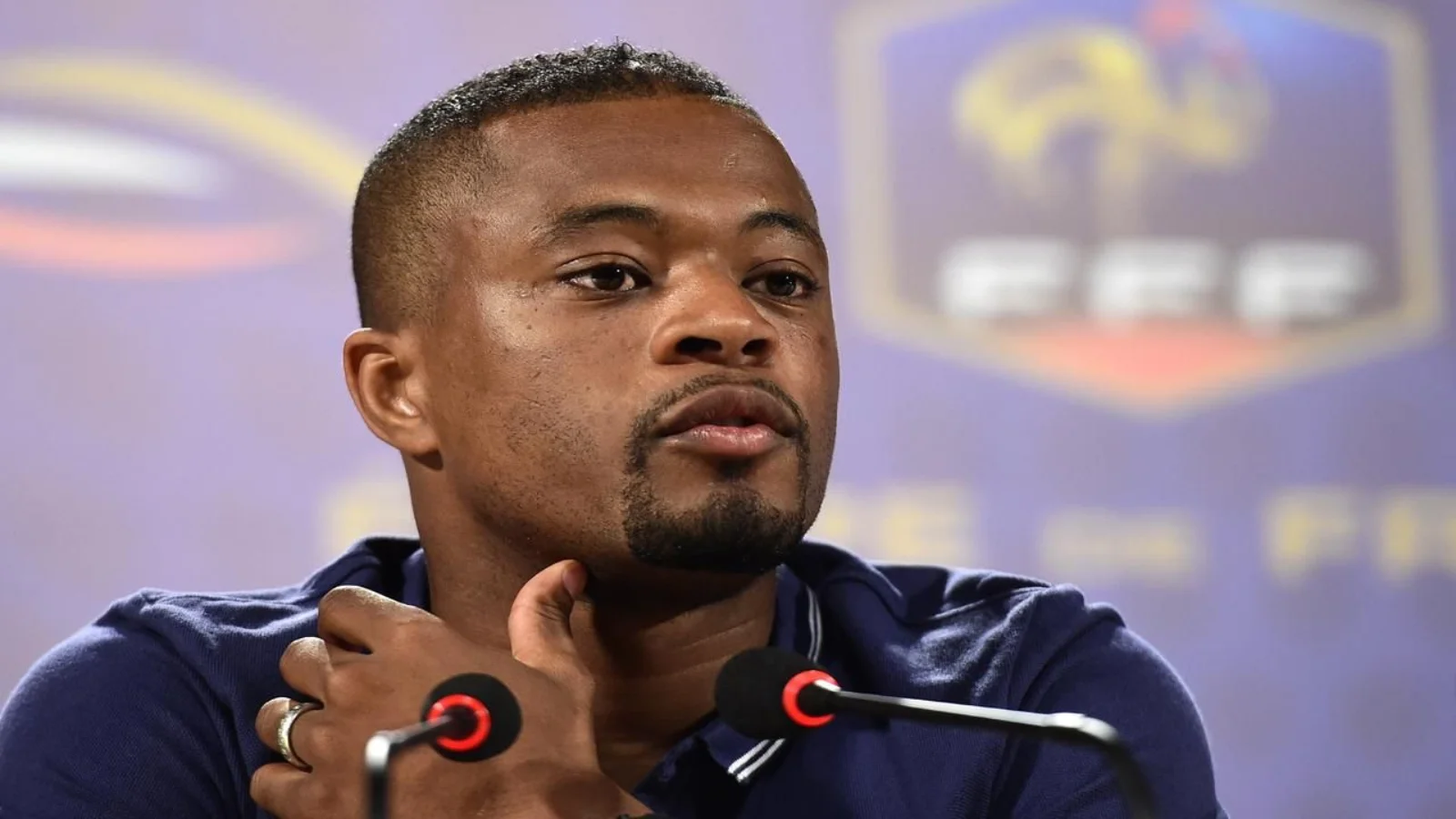 Патрис Эвра "Арсенал" ишончи йўқолмоқда, "Сити" чемпионликка яқин деди