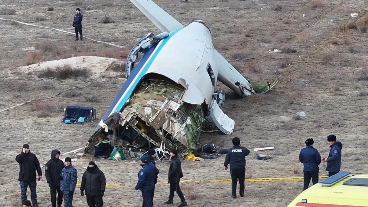 Rusia acuerda indemnización por el accidente del avión de pasajeros de AZAL