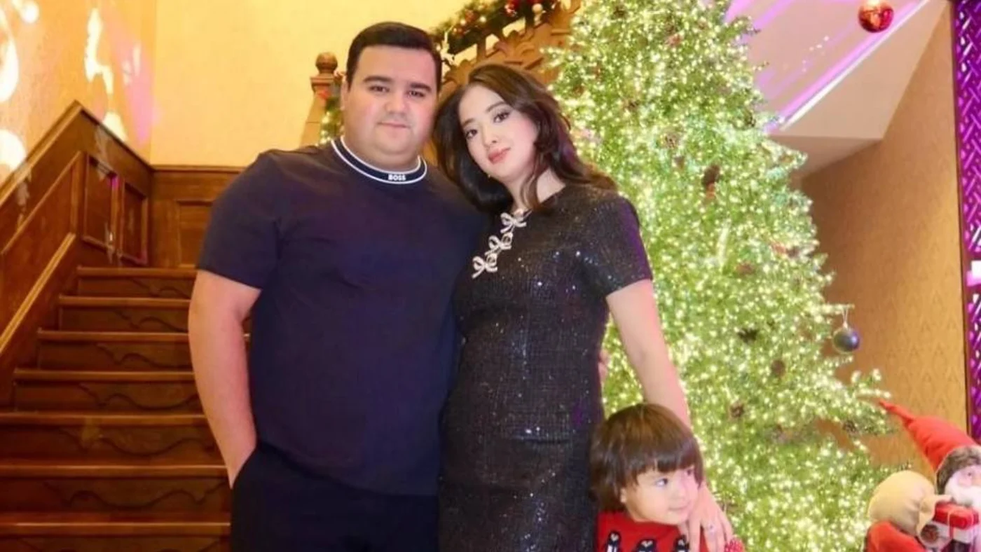 Sanjar Xoliqov hayotidagi burilishlar va muhabbat tarixi haqida soʻzlab berdi