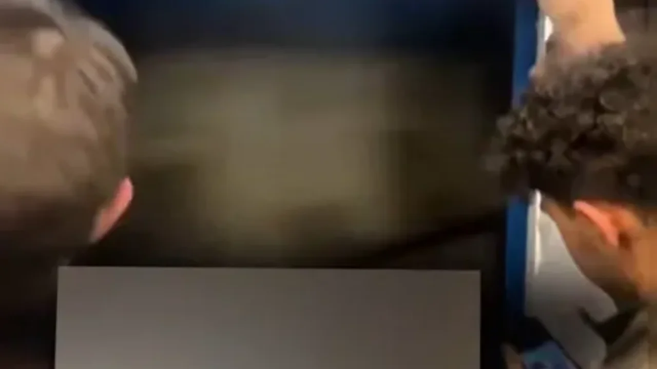 Ташкент метросында есігі жабылмаған пойыз жүргені анықталды