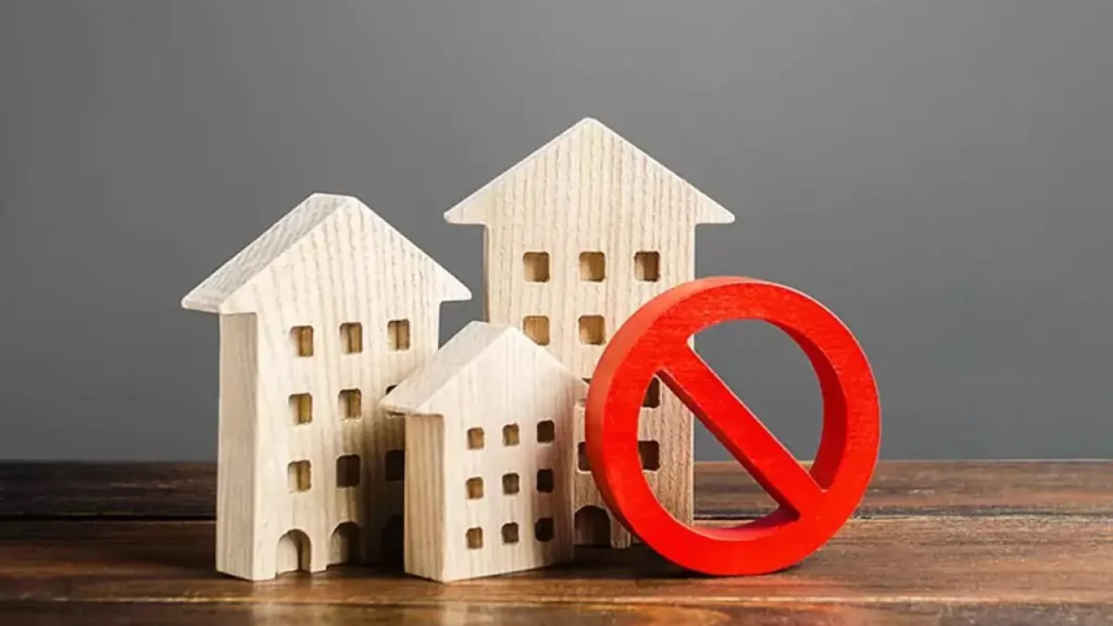 Uchtepada 720 mln. so‘m soliq qarzi uchun tijorat obyekti xatlandi