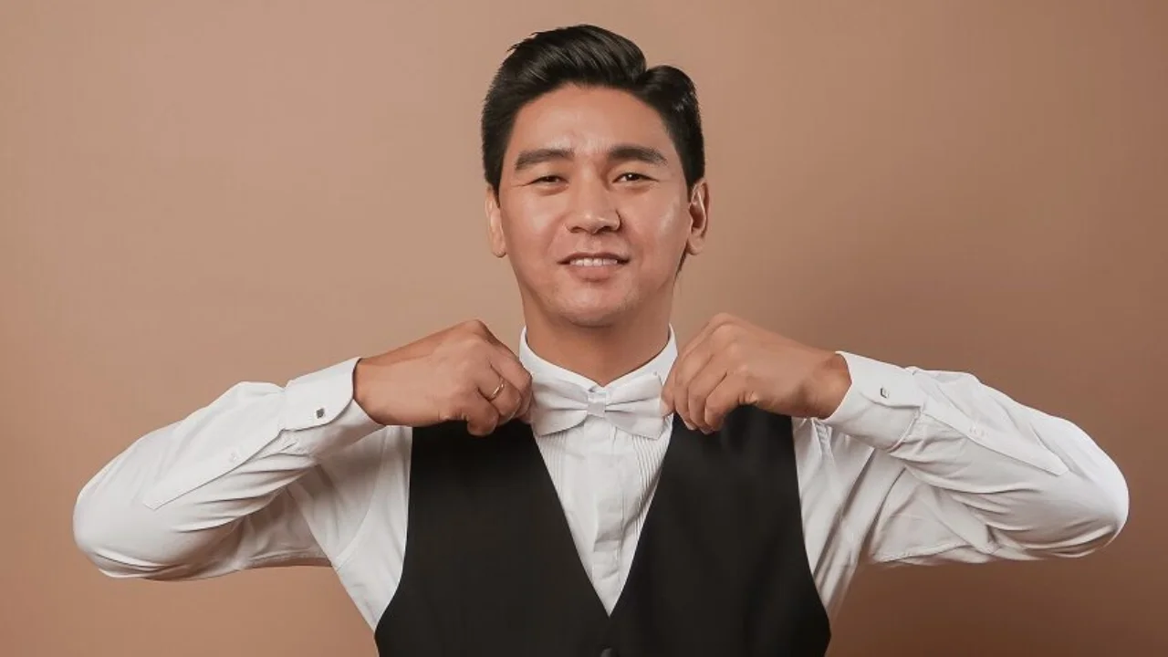 Jenisbek Piyazov bought a Maybach car, and public discussions began