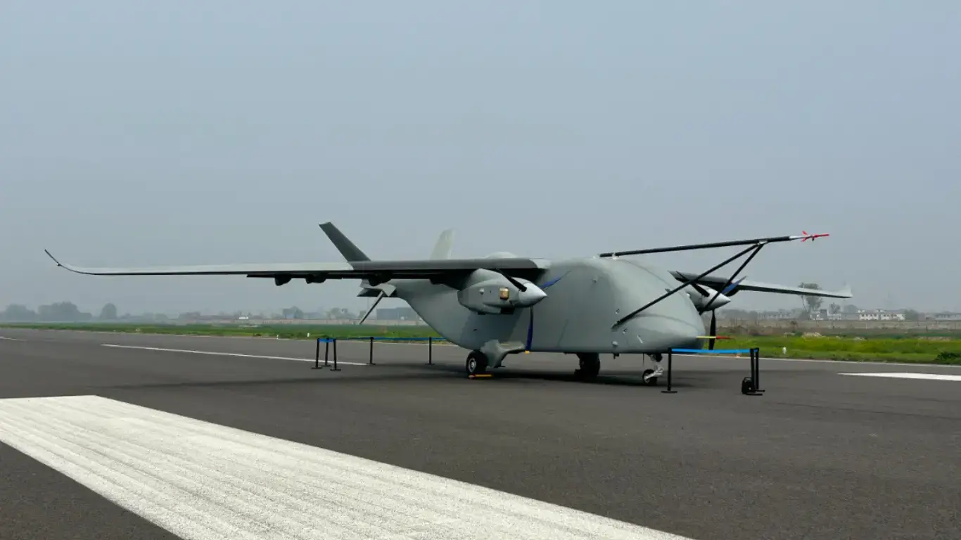 Китай представил новый дрон (видео)