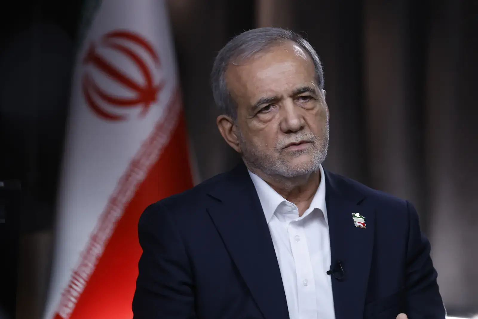 Эрон Покистоннинг сулҳ таклифига ўз жавобини юборди